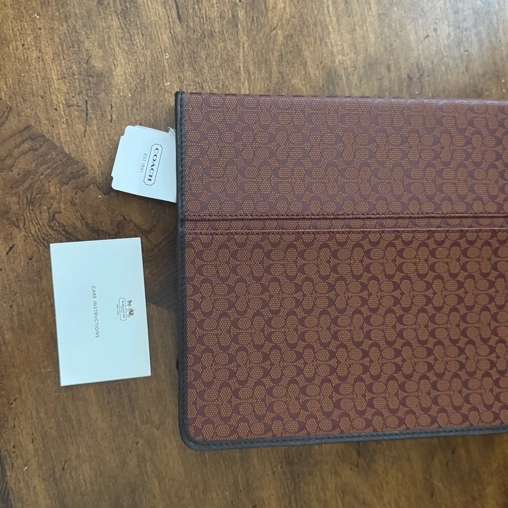 COACH Elegant Brown IPad Case with Signature C Pattern NWT MSRP $168